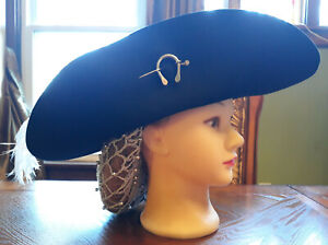 Cavalier/Renaissance/Pirate Hat with pin and Feathers in 4 Colors