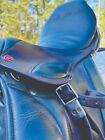 Courbette Vision Saddle, TWO-TONE leather combination of brilliant colors