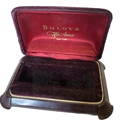 VINTAGE 40s Bulova Watch VELVET PRESENTATION BOX ONLY FIFTH AVENUE NEW YORK - Image 1 of 4