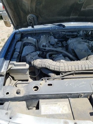 Идентификатор генератора переменного тока F17U-10300-aa подходит для 91-96 AEROSTAR  - Изображение 1 из 4