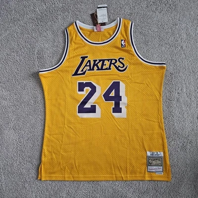 Camiseta deportiva retro retro de los LA Lakers 2007-08 #24 Kobe Bryant Home Swingman talla XL Foto 1 de 4