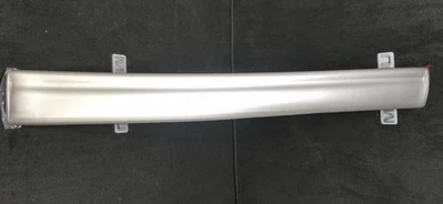 Moldura de puerta trasera izquierda GM OEM PLATA TRANSPARENTE METÁLICA 2007-14 Silverado Sierra Yukon Foto 1 de 4