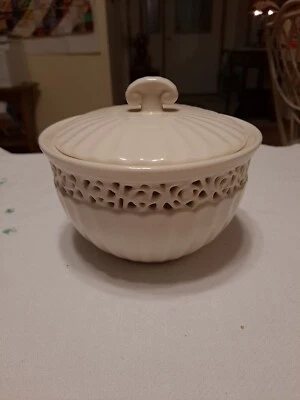 Plato de caramelo Godinger con tapa Foto 1 de 4