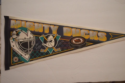 Vintage Anaheim Mighty Ducks Pennant Signed By Todd Krygier #25 & P. Douris #16 Cover