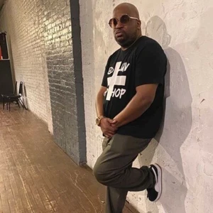 i luv Hip Hop -Printed Fashion Casual T Shirts Rap Jay Z Diddy Nas S-4XL Gildan - Picture 1 of 4