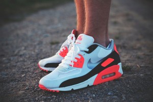 Nike Air Max 90 Hyperfuse 'Independence Day' Red — Kick Game