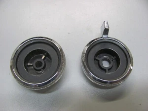 79 80 81 Camaro Radio Tone Bezels GM 463427 463428 Z28 Pair Used Firebird - Imagen 1 de 4