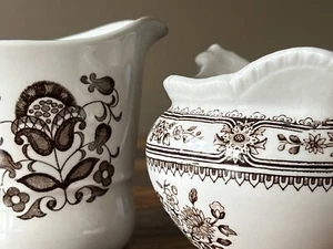 WOOD & SONS DORSET & WELLESLEY LOT OF 2 CREAMER JUGS IRONSTONE EARTHENWARE - Picture 1 of 21
