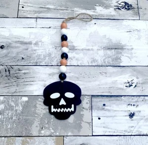 Black Skull Orange Black White Wood Bead Pendant Garland Boho Tassel Tassels Rus - Picture 1 of 3