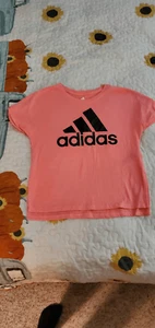 ADIDAS GIRLS TSHIRT - Picture 1 of 3