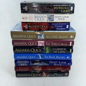 Lot of 10 Amanda Quick Historical Romance Hardcover & Paperback Books - Picture 1 of 8