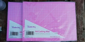 A4 CUTTING MAT SELF HEALING & ROTARY CUTTER KNIFE PRINTED GRID CRAFT - Picture 1 of 1