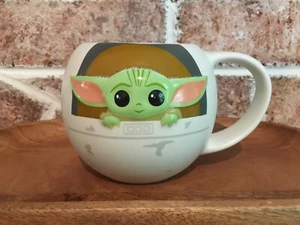 BABY YODA - GROGU - DISNEY - THE MANDALORIAN THE CHILD - STAR WARS MUG/CUP - Picture 1 of 7