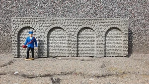 Beton Arkadenmauer klein, Spur G, Gartenbahn (13026) - Bild 1 von 7