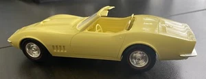 AMT 1968 Chevrolet Corvette 427 Convertible 1/25th Scale Dealer Promo Yellow - Picture 1 of 15