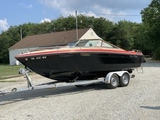 1984 Chris Craft Scorpian 230 with Tandem Axle Trailer Nice