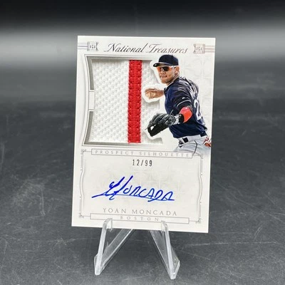 Parche autógrafo Yoan Moncada 12/99 (2015 Panini National Treasures, #26) Foto 1 de 3