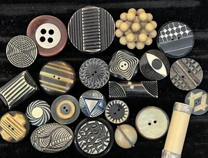 Antique Vintage Buffed Etc Celluloid 23 Buttons Lot - Picture 1 of 2