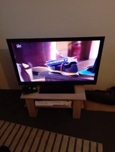 Fernseher von der Marke Orion 42 Zoll - Bild 1 von 6