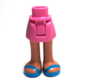Lego - Mini Puppenbeine - rosa Rock, blaue Schuhe, hellbraune Haut - Bild 1 von 2
