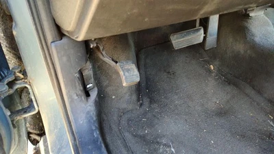 Pontiac Grand Prix 2007 conjunto de pedal de freno de estacionamiento unidad de emergencia completa OEM Foto 1 de 4