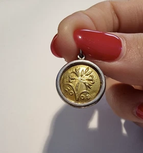 Ilias Lalaounis 2009 Charm Flower / Plant Leaping Gold 750 & Silver 925 Pendant. - Picture 1 of 8