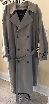 Gabardina Pierre Cardin para hombre con cinturón doble botonadura en caqui - talla 44R Foto 1 de 4