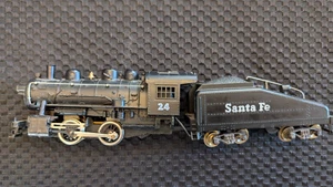 Noname (Mantua ?) HO steam engine, Santa Fe #24, runs great, light works - Picture 1 of 6