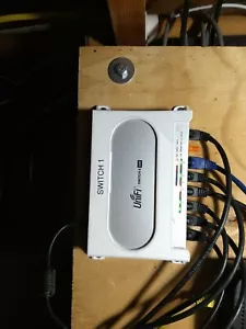 UniFi Switch US-8 / US-8-60W Wall Mount - Picture 1 of 7