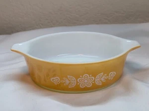 Vintage Pyrex Butterfly Gold #471 Cinderella Casserole Dish 1 pt Made in USA - Picture 1 of 5