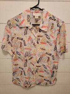 Vintage 80s Womens Short-sleeve Button-up Hawaiian Style Shirt. Small