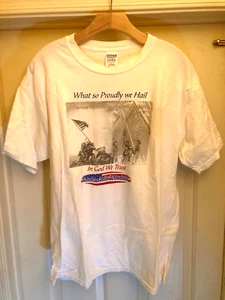 GILDAN Activewear "What so Proudly we Hail" T Shirt XL NEW - Picture 1 of 2