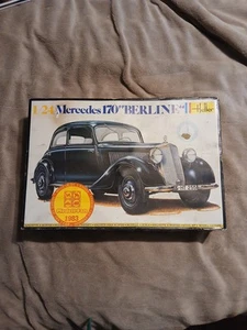 1983 Issue Heller Mercedes 170 Berline 1/24 Kit # N 725 Open Missing parts - Picture 1 of 7
