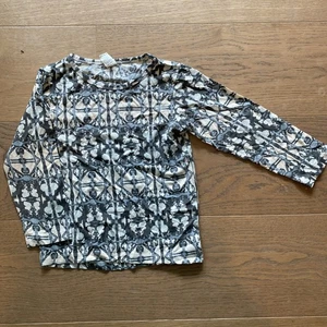 Kate Quinn Langarmshirt 5y neu ohne Etikett - Bild 1 von 2