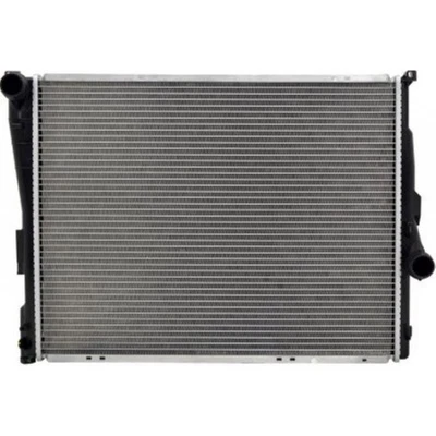 For BMW 323i/325i/328i/330i Radiator 1998-2005 | 2.5L L6 AT Replaces BM3010107 Foto 1 de 4