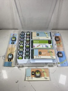 Circut Schneidemaschine Patronen Tastatur Abdeckungen mit Etui #1 Posten von 21 - Bild 1 von 9