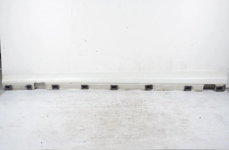 2010 - 2013 MERCEDES S550 W221 RIGHT PASS SIDE ROCKER PANEL SKIRT MOLDING OEM - Image 1 of 4