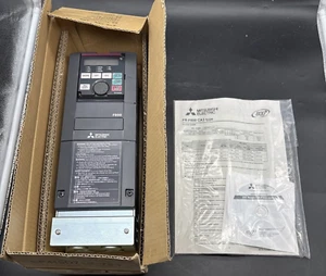 Inverter Mitsubishi A800 FR-A820-00046-1-N6 - Foto 1 di 15