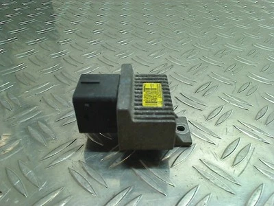 BOITIER DE PRECHAUFFAGE Renault Clio III Estate/Grandtour (KR) 2010 8200859243 - Photo 1/2