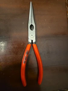 Alicates de nariz Knipex de 8" de largo 2611200 con alicate de nariz de cadena cortador lateral - Imagen 1 de 5