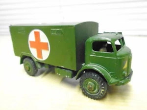 Dinky Toys Military Army MILITARY AMBULANE 626 GREAT SHAPE NO BOX - Picture 1 of 5