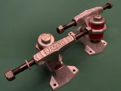 LAZER FREESTYLE 1-го поколения грузовики все оригинальные винтажный скейтборд 70-х - Изображение 1 из 4