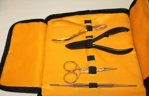 Luxus Manikür Hautzange Nagelzange Feile Schere Exclusives Set GOLD Etui 4 Teile - Picture 1 of 2