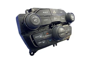 2015-2016 DODGE CHALLENGER SRT HELLCAT FRONT TEMPERATURE CLIMATE CONTROL PANEL - Picture 1 of 13