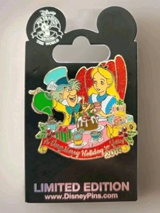 Disney Pin Alice in Wonderland Very Merry Holiday 2016 Cast Exclusive LE 1000 - Picture 1 of 7