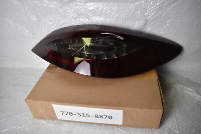 LUZ TRASEIRA MERCEDES BENZ CLS550 LADO DIREITO 2015-2018 FABRICANTE DE EQUIPAMENTO ORIGINAL A2189068000 - Imagem 1 de 4