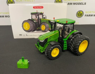 WIKING 1:32 SCALE JOHN DEERE 7310R WITH REAR DUAL WHEELS - Image 1 of 3
