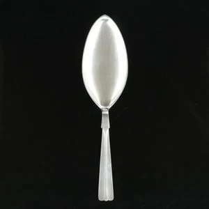 Hans Hansen. Silver Cake Server. No. 7 / Arvesølv nr. 7. - Picture 1 of 1