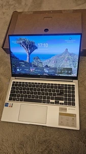 ASUS VivoBook X1505V | i7 1355U | 16GB RAM | 1TB SSD | 15.6" FHD 3K | Win 11  - Picture 1 of 10