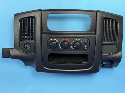 Dodge Ram 1500 2002-2005 4x2 tablero radio bisel moldura panel aire acondicionado 02-05 5GV52TRMAB 03 Foto 1 de 4